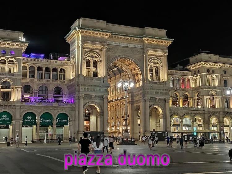 Vialetto V. Pastro 10 Bed & Breakfast Milano Exterior foto